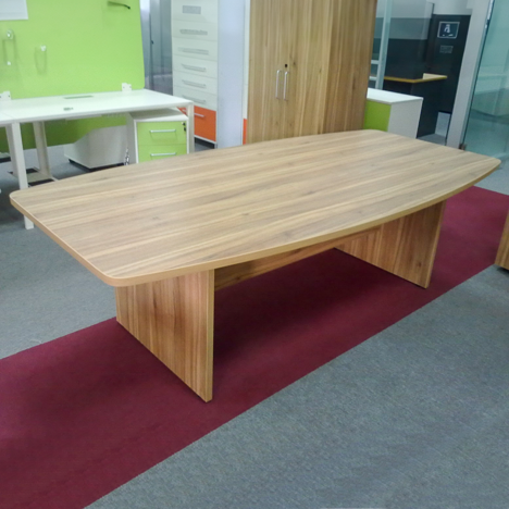 Alto - Boat Shaped Boardroom Table